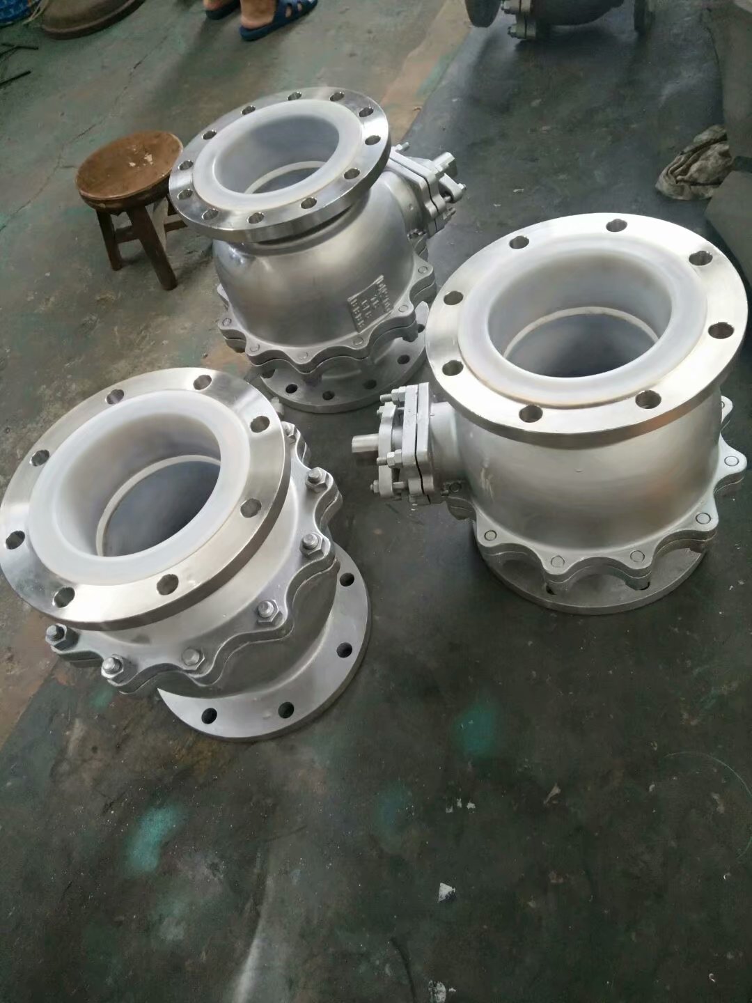 不锈钢衬氟球阀Q41F4-16P
